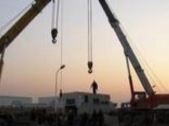 閔行區(qū)專業(yè)設(shè)備租賃與搬運(yùn)服務(wù) 叉車、吊車助力高效工業(yè)搬遷